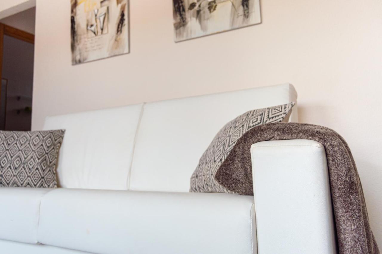 Sol Apartment คอร์ราเลโฮ ภายนอก รูปภาพ
