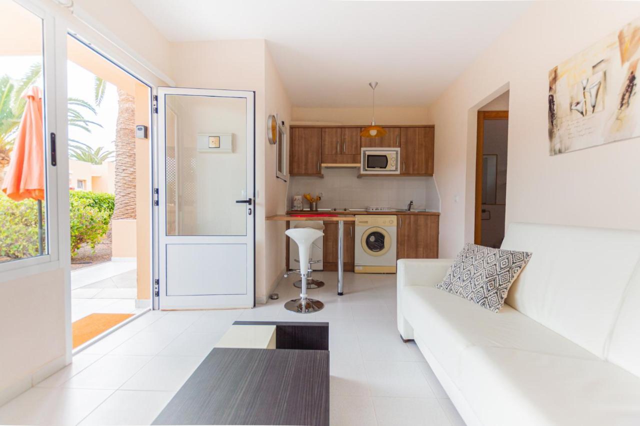 Sol Apartment คอร์ราเลโฮ ภายนอก รูปภาพ